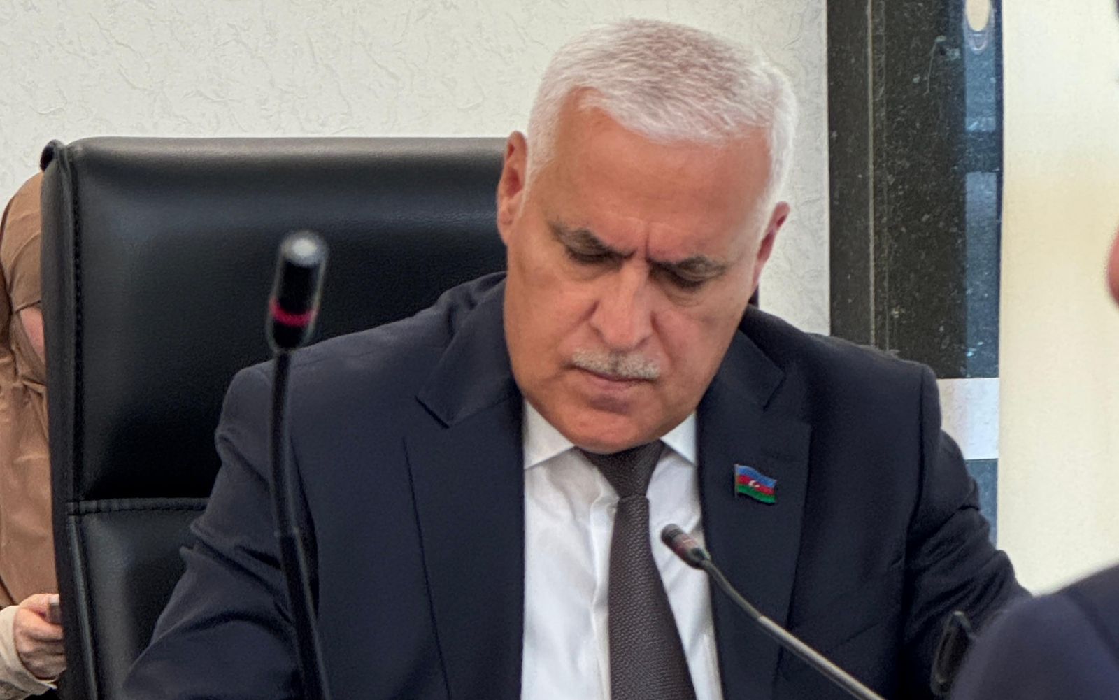 "Həm piyadalar, həm də sürücülər məsuliyyətli olmalıdır" - Deputat