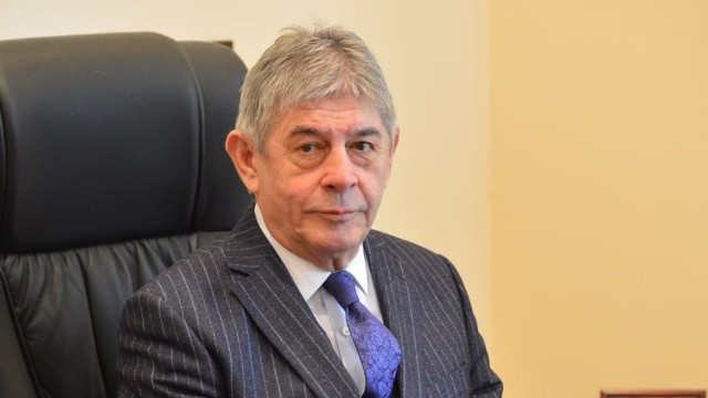 Prezidentin geri çağırdığı məşhur səfir kimdir? - DOSYESİ