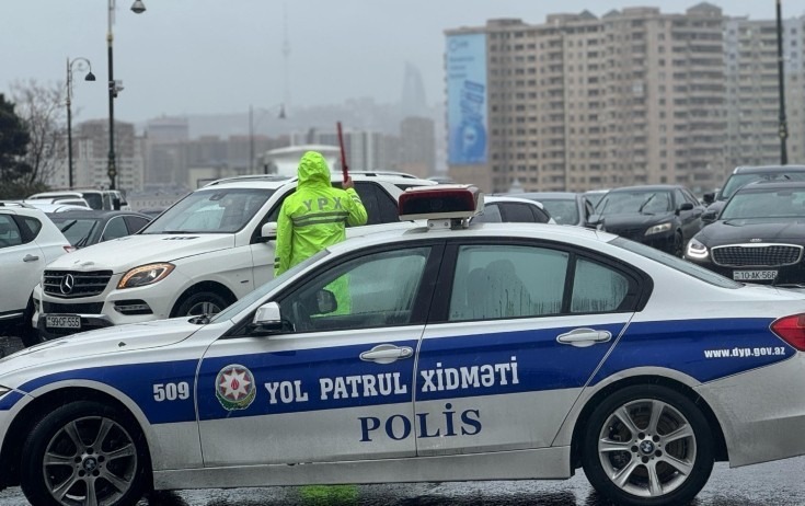DYP yağışlı hava ilə bağlı sürücülərə müraciət edib