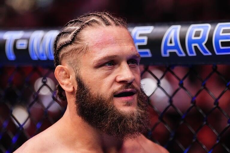 UFC: Rafael Fiziyev rəqibini nakautla məğlub edib