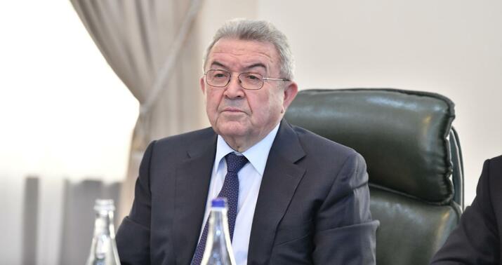 Misir Mərdanov məktəblərdə telefon qadağası haqda danışdı