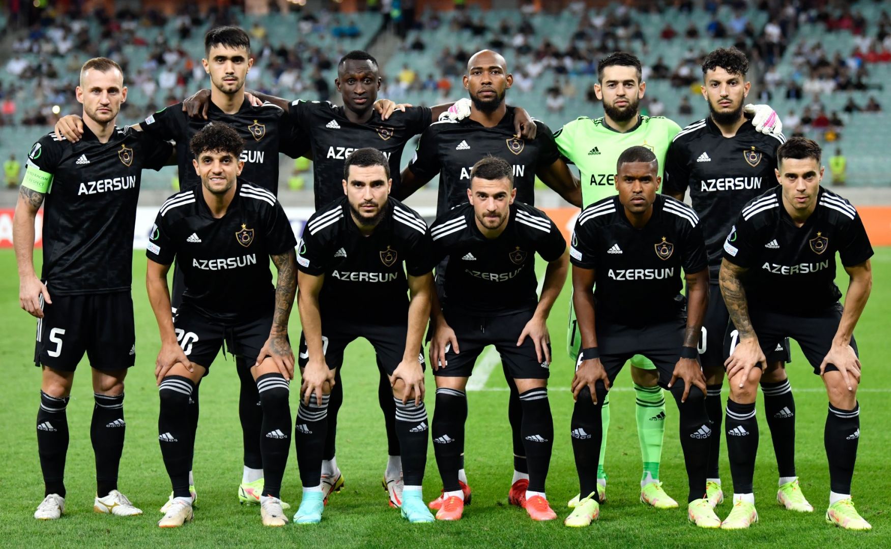 "Qarabağ" bir gündə 2 oyun keçirəcək