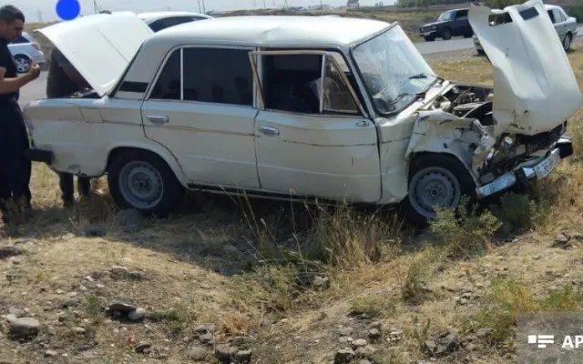 Goranboyda avtomobillər toqquşub, xəsarət alanlar var