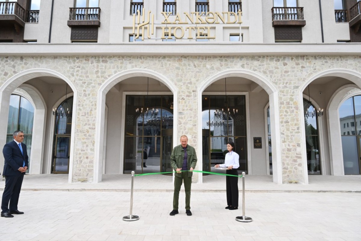 İlham Əliyev “Xankəndi” hotelinin açılışında iştirak edib - FOTO