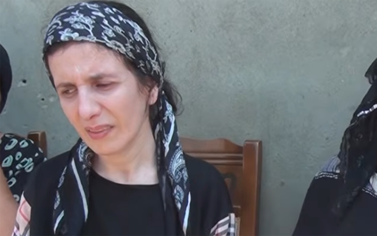 “Atasına deyir ki, meyitini gətirin, əlimi sürtüm” - Gözdən əlil ananın fəryadı - Video