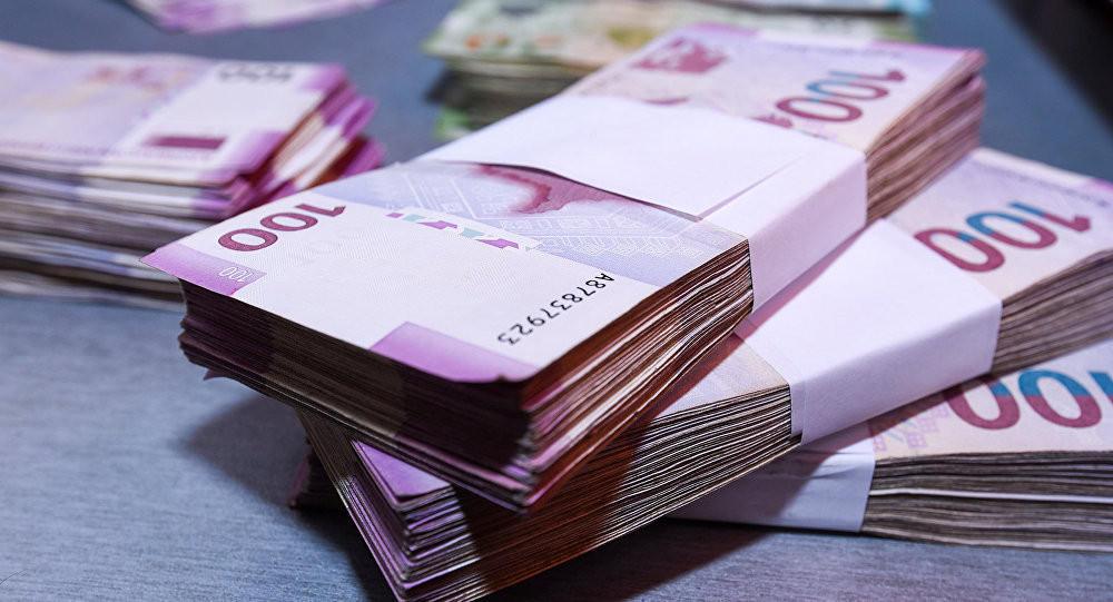 Bu gündən yeni 100 manatlıq əsginas dövriyyəyə buraxılır