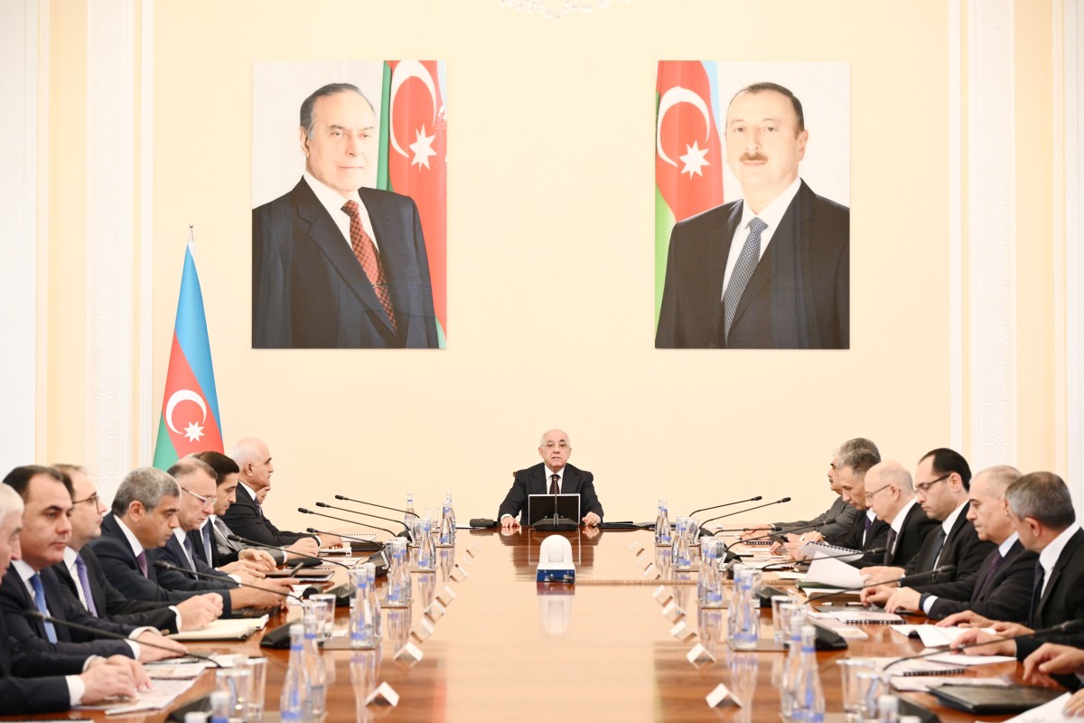 Əli Əsədov nazirləri topladı: 2029-cu il siyahıyaalınması müzakirə edildi