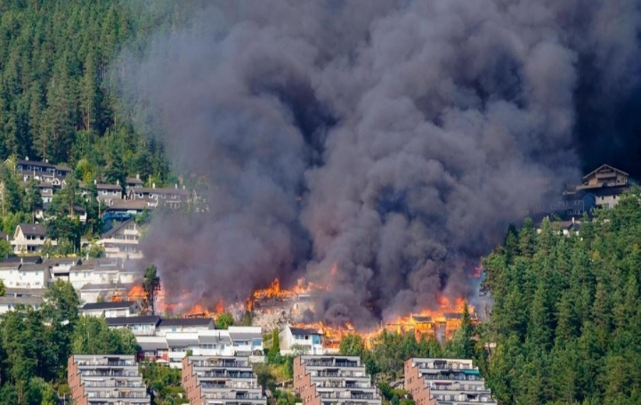 Norveçdə İkinci Dünya müharibəsindən bəri ən böyük yanğın baş verib