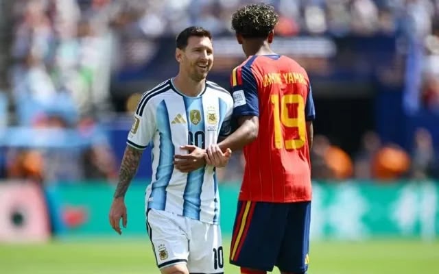 İspaniya dünya çempionu oldu