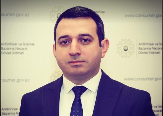 Ev dustaqlığında sosial şəbəkə qadağası: Qanun nə deyir? – Vəkildən açıqlama