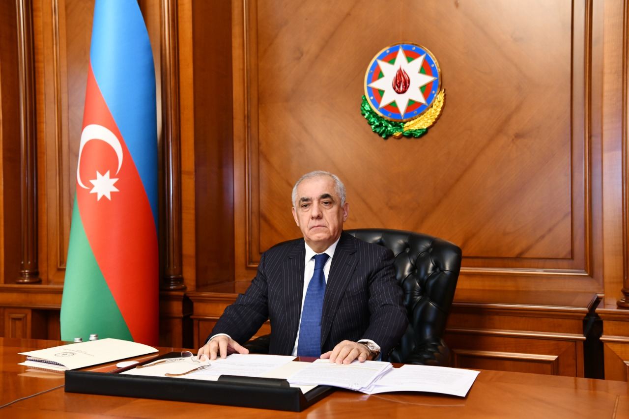 Baş nazir qərar imzaladı