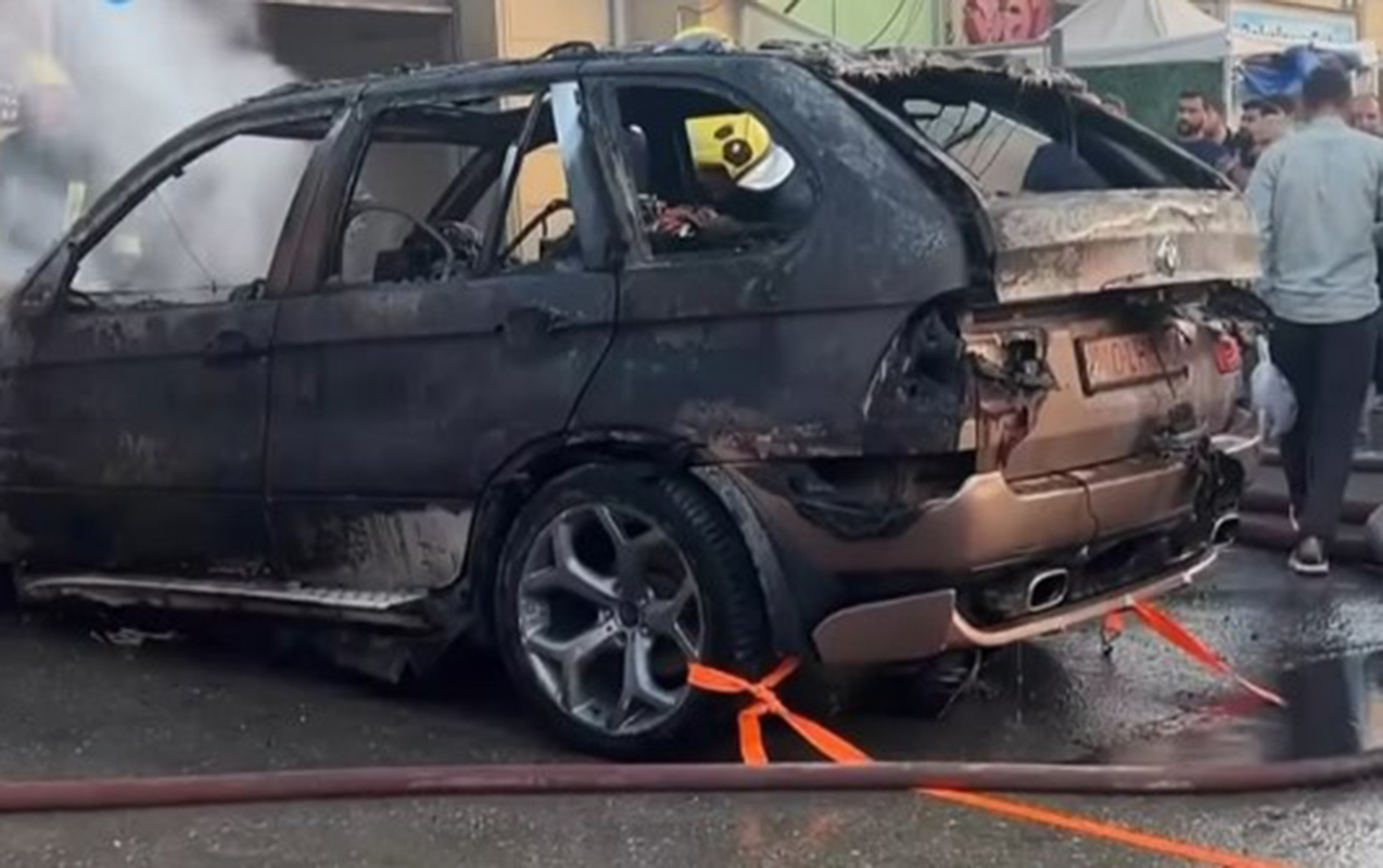 Hökməlidə “BMW” yandı - Foto