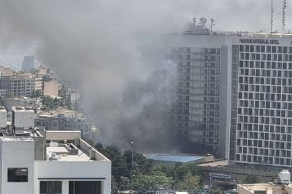 Tehranın İstiqlal hotelində yanğın - 7 nəfər tüstüdən zəhərləndi