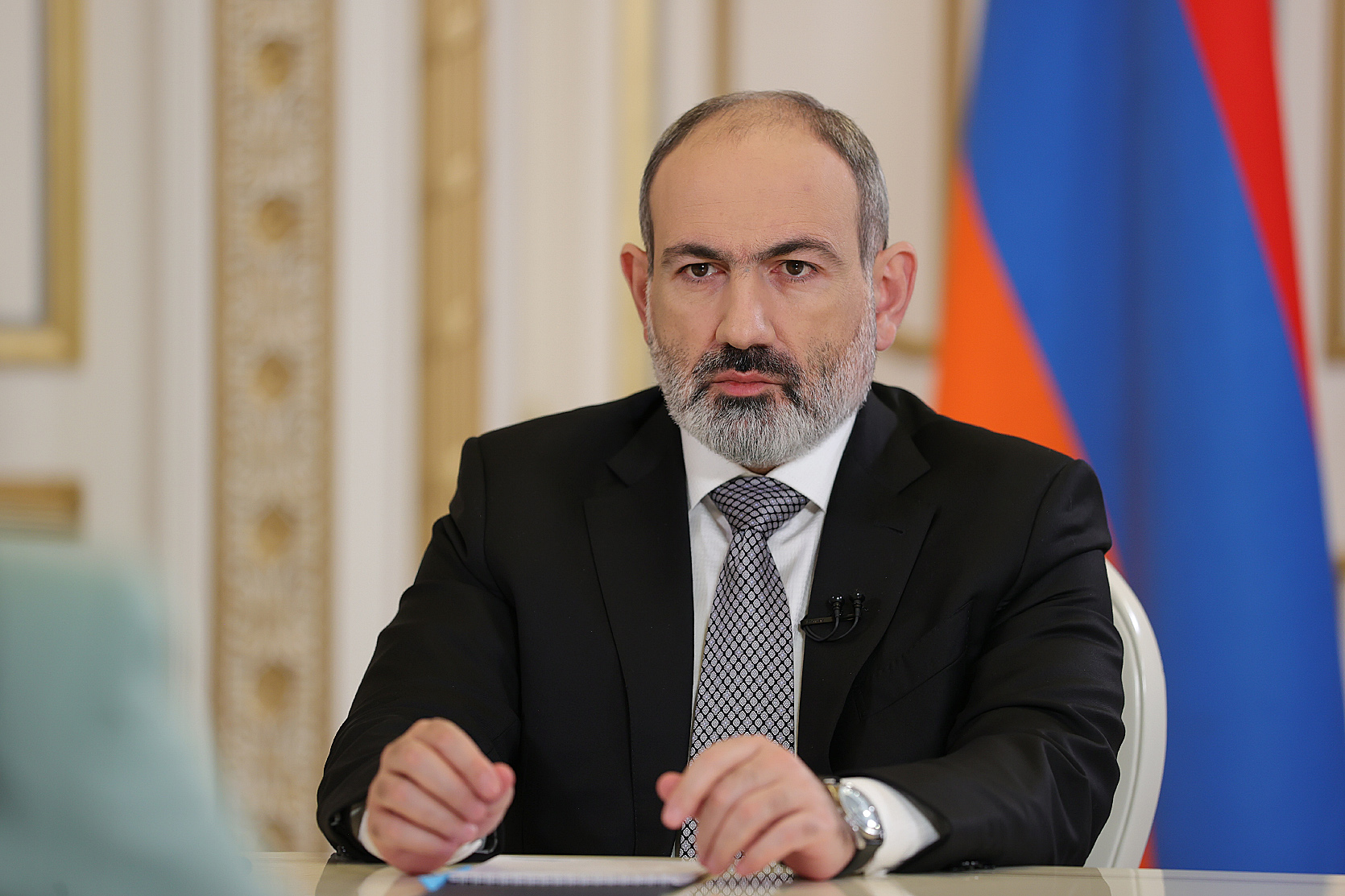 Paşinyan: Müdafiə və Daxili İşlər nazirləri dəyişməyəcək