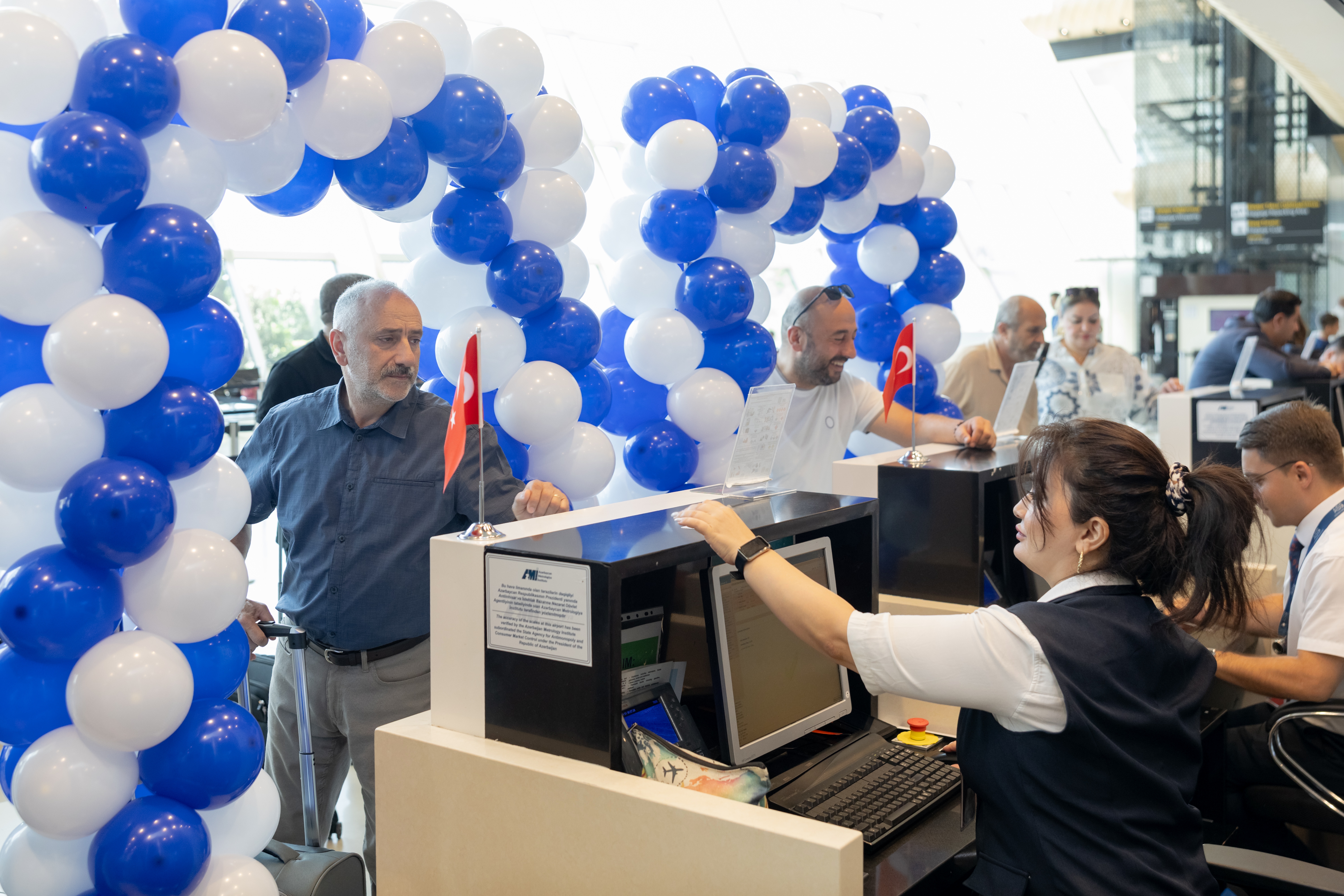 Azərbaycan Hava Yolları Qarsa ilk reysini həyata keçirdi - FOTOLAR