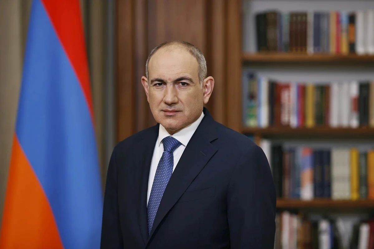 Paşinyan istefa verdi