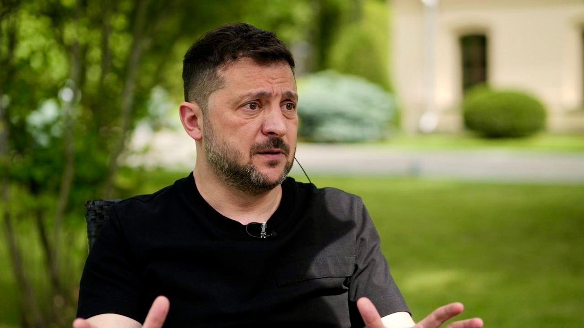 Zelenski: Ukrayna Rusiya ilə müharibəni qışa qədər başa çatdırmağa çalışacaq
