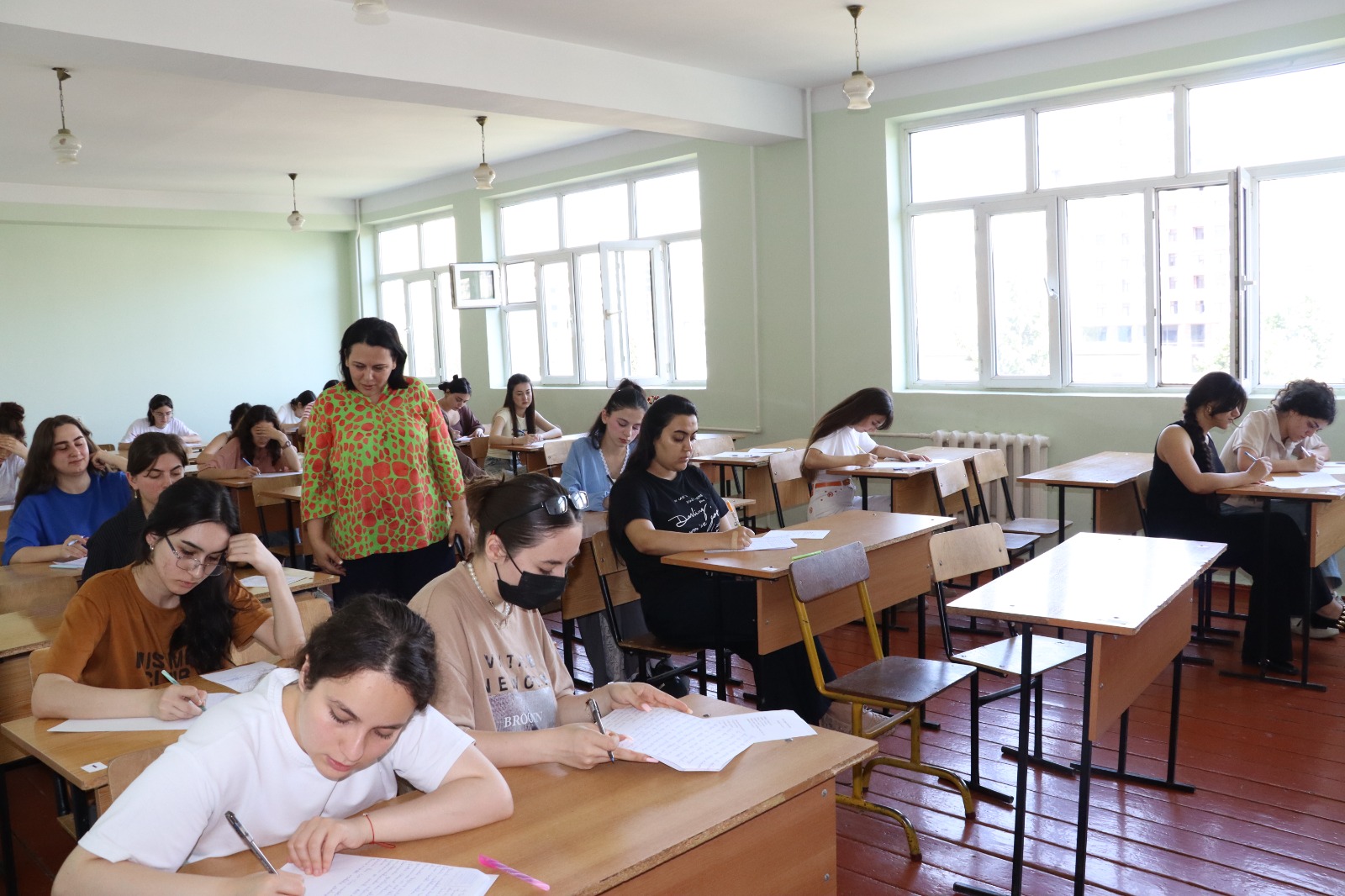 Bakı Qızlar Universitetinin müəllimlərinin taleyi necə olacaq?