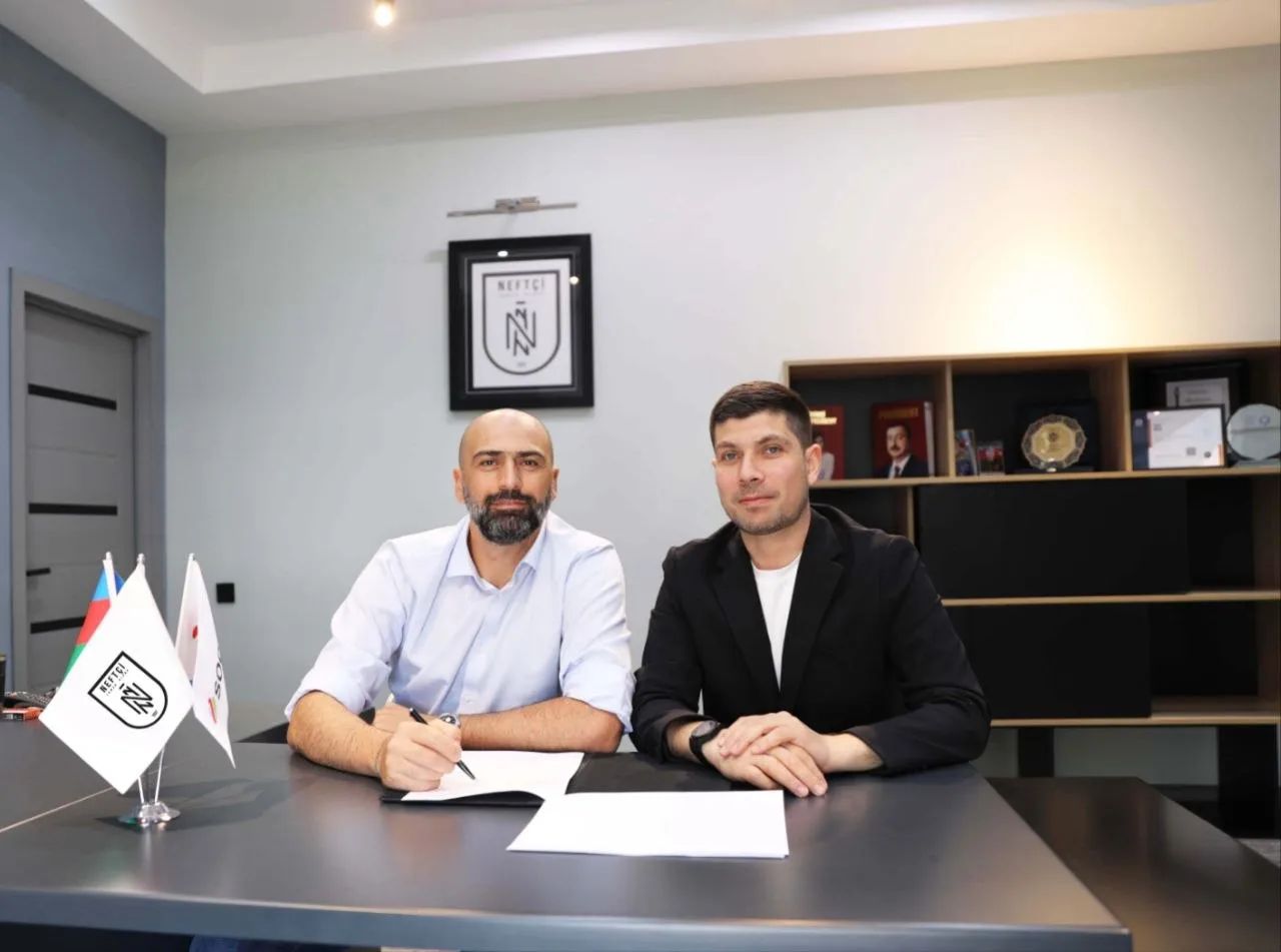 “Neftçi"yə yeni baş məşqçi təyin olundu