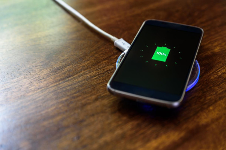 Telefonu 100%-ə qədər doldurmaq batareyanı öldürür?- Mütəxəssislərdən xəbardarlıq