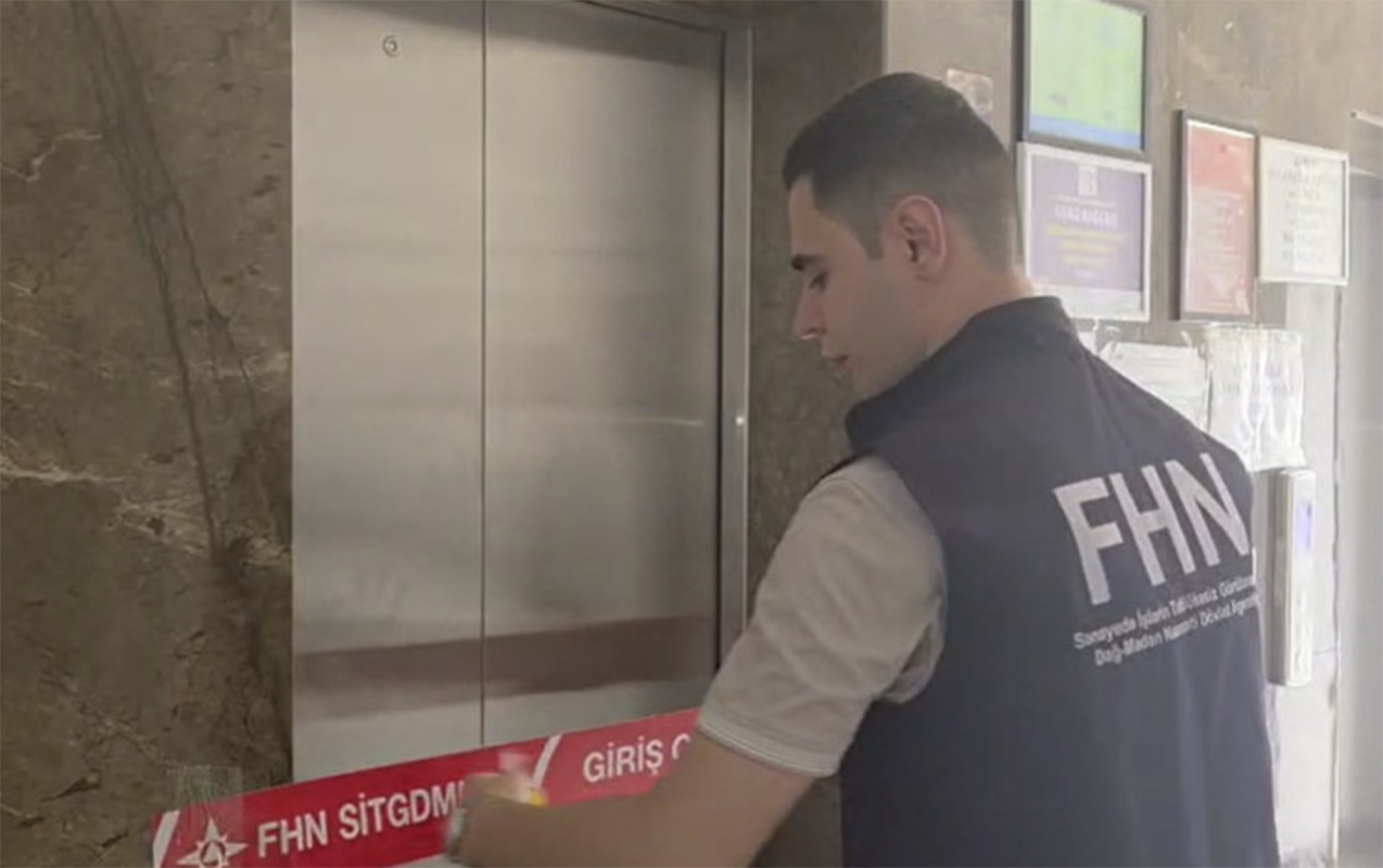Nərimanovda yaşayış binasındakı liftlərin istismarı dayandırıldı - Video