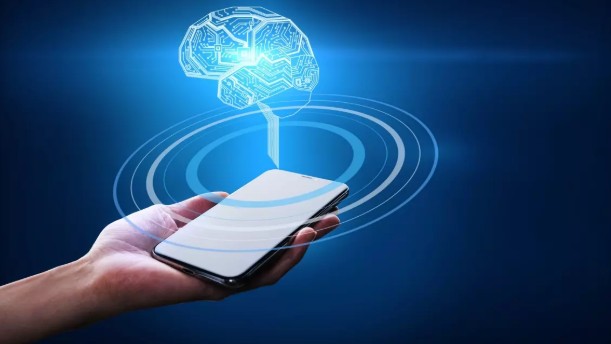 Telefonun yaddaşını dolduran görünməz fayllar – İT mütəxəssisi nə etməyi tövsiyə edir?
