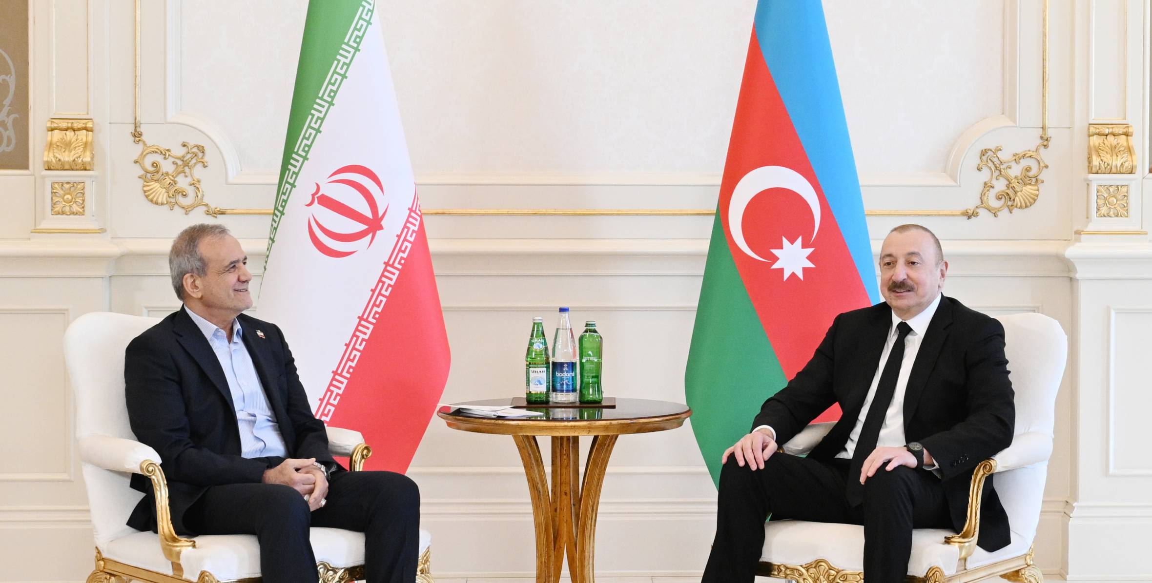 İlham Əliyev Məsud Pezeşkiana təşəkkür etdi