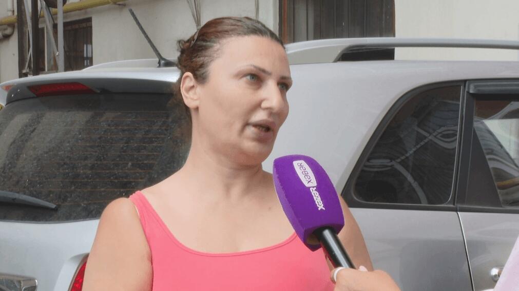 Biləcəridə bina sakinlərinin hotel kabusu: "Gecələr rahatlığımız pozulub" - Video