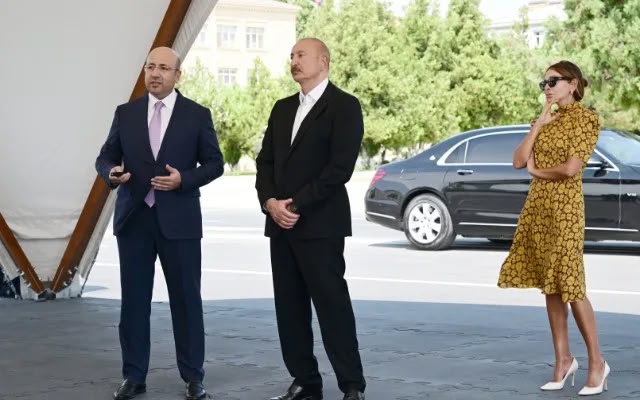 Prezident və birinci xanım Naxçıvanın Baş Planı ilə tanış oldular - FOTO