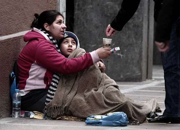 Dilənçilik edən uşaqların sayı artıb – Azyaşlıları küçəyə çıxaran səbəblər nədir?