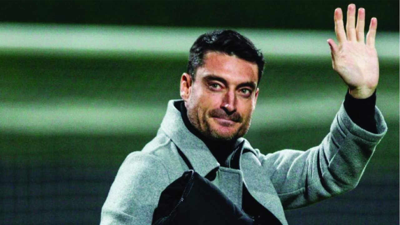 Albert Riera "Srvena Zvezda"nın baş məşqçi olub