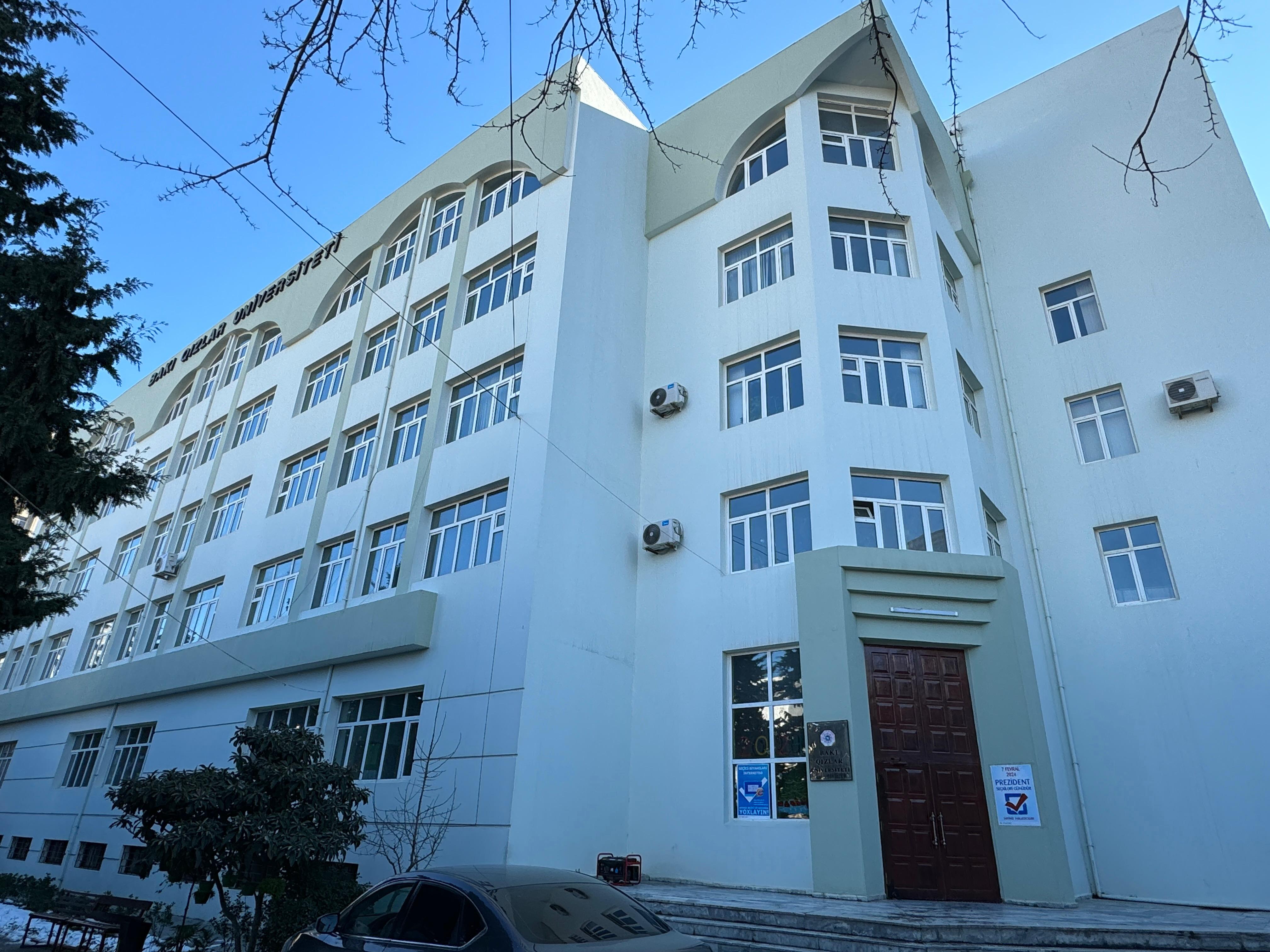 Yeni tədris ilinə sayılı günlər qalıb – Bakı Qızlar Universitetinin tələbələri harada oxuyacaqlarını bilmirlər