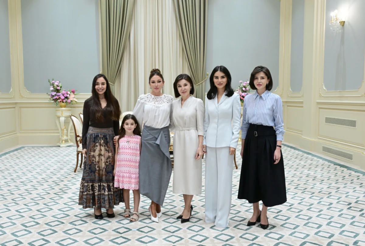 Daşkənddə Azərbaycanın və Özbəkistanın birinci xanımlarının təkbətək görüşü olub - FOTO