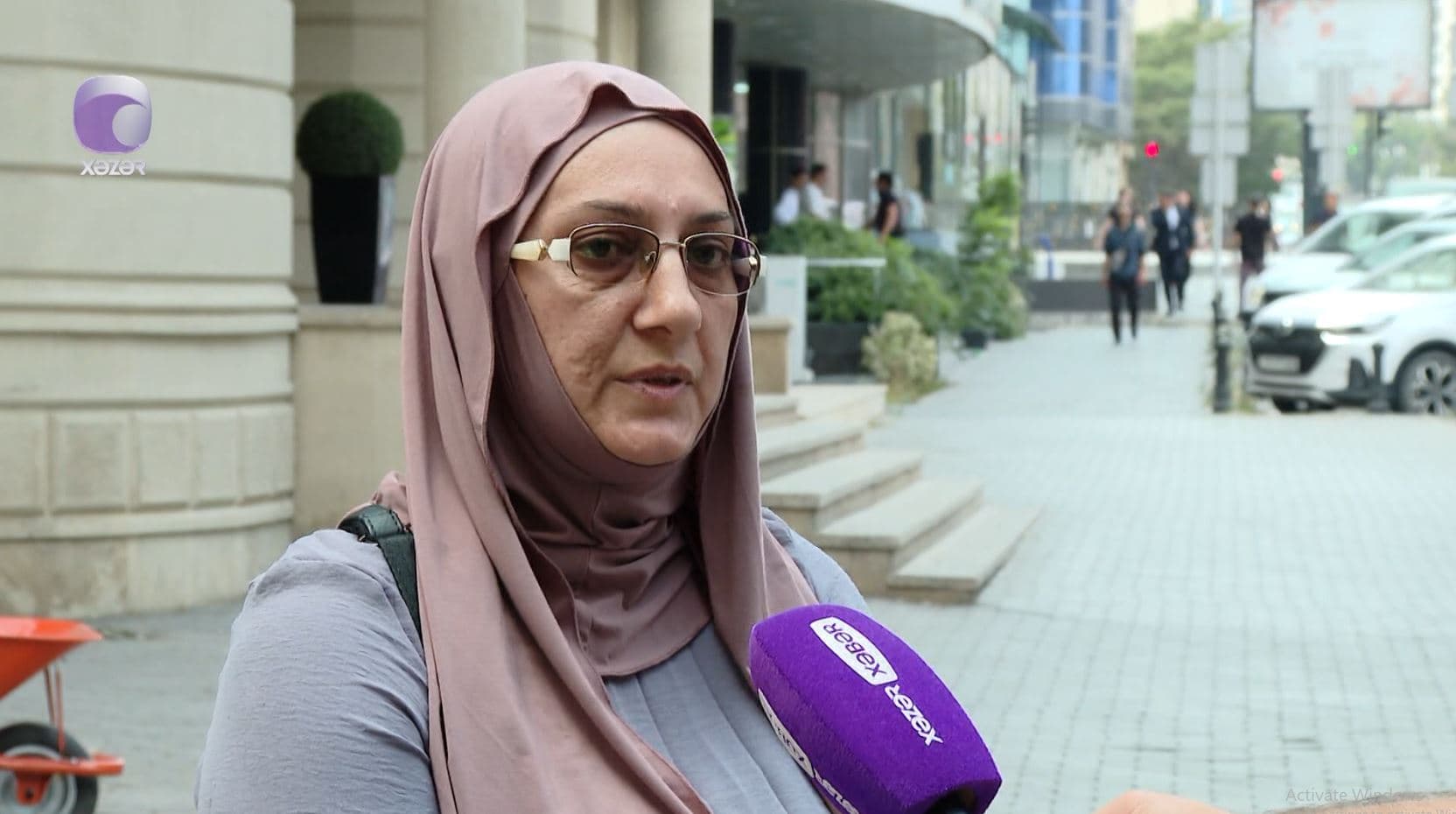 Komada olan pasiyent niyə dövlət xəstəxanasına köçürülmür? - Ana danışdı - VİDEO