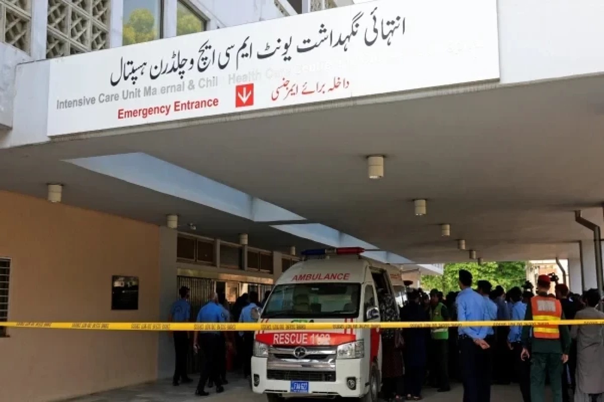 Pakistanda xəstəxanada yanğın olub, 15 körpə ölüb