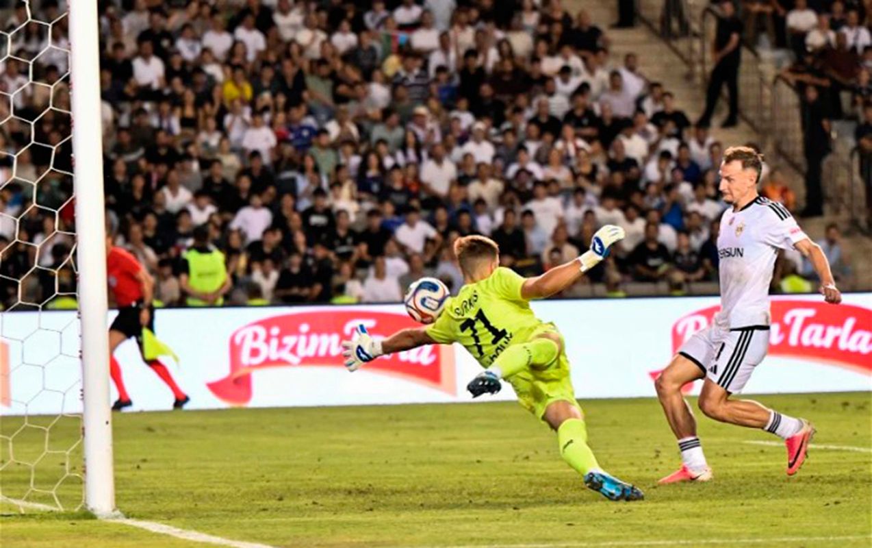 “Qarabağ” “Tvente”yə qarşı - Start heyətlər