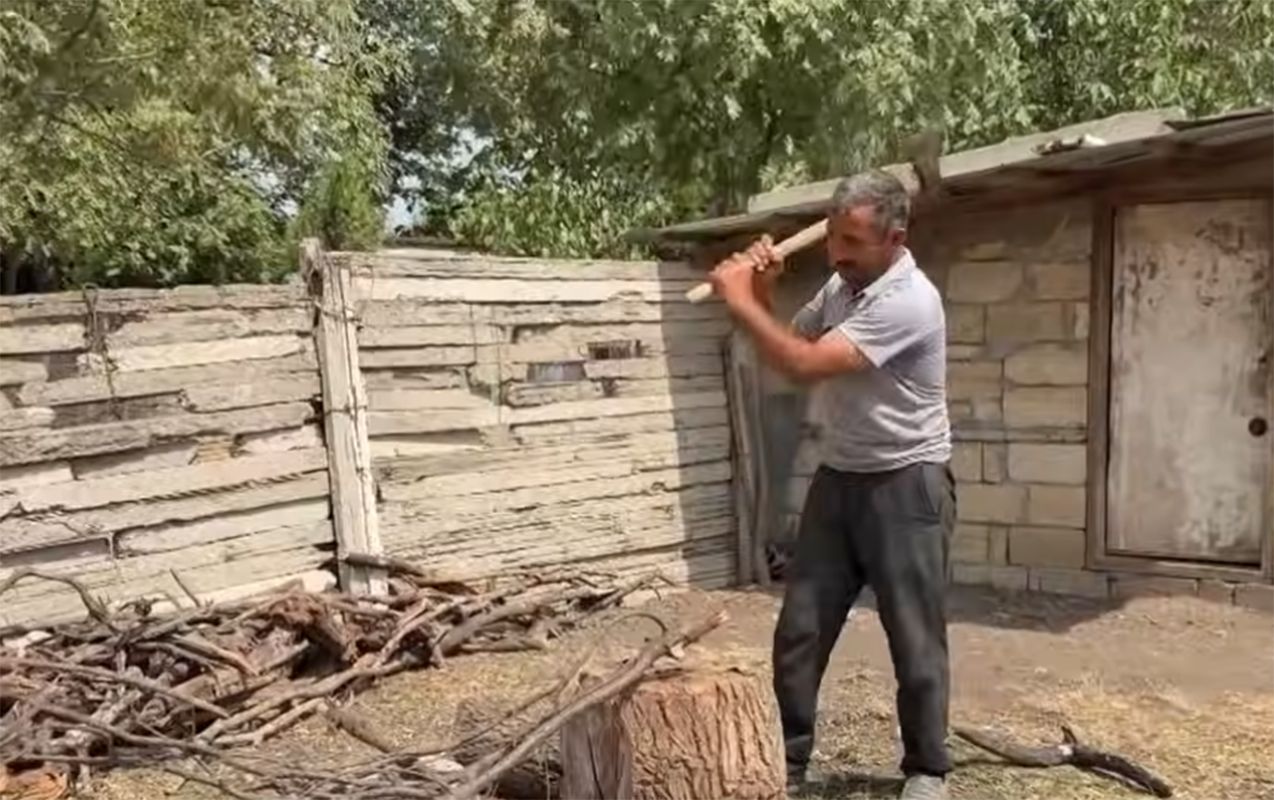 Heç vaxt qazı olmayan kənd - “Gərək bir inəyini verəsən ki, odun alasan” - Video