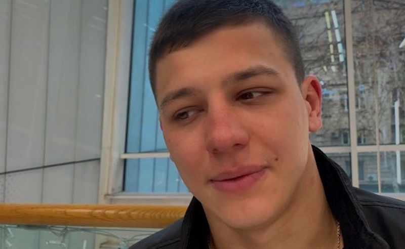Tanınmış bloger evində ölü tapıldı