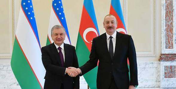 İlham Əliyev Şavkat Mirziyoyevi təbrik etdi