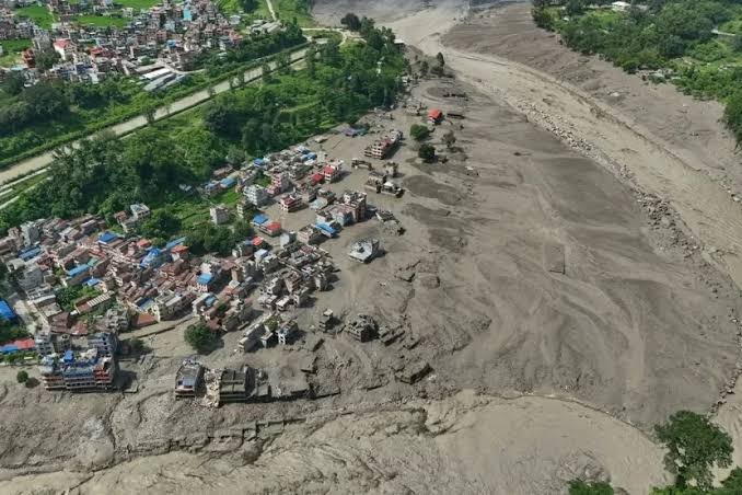 Nepalda daşqın qurbanları şəxsiyyəti bilinmədən dəfn ediləcək