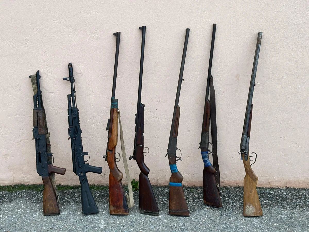 Ötən gün qanunsuz saxlanan 8 silah aşkarlanıb