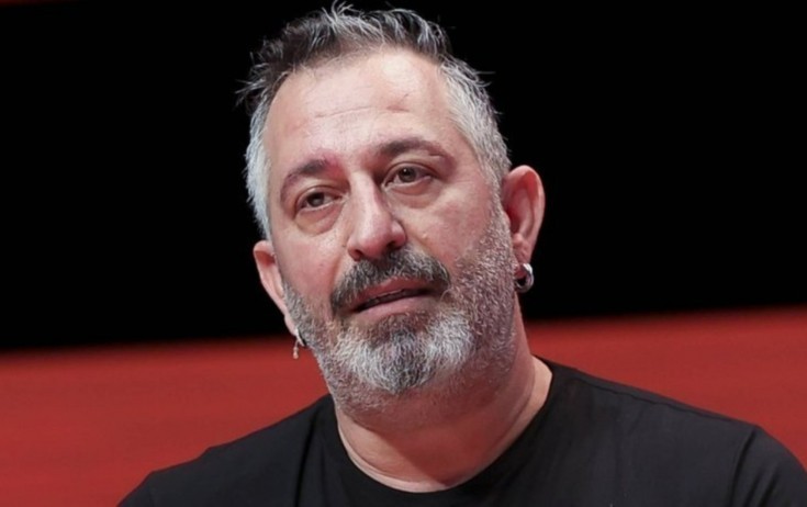 Cem Yılmaz ağır infarkt keçirib