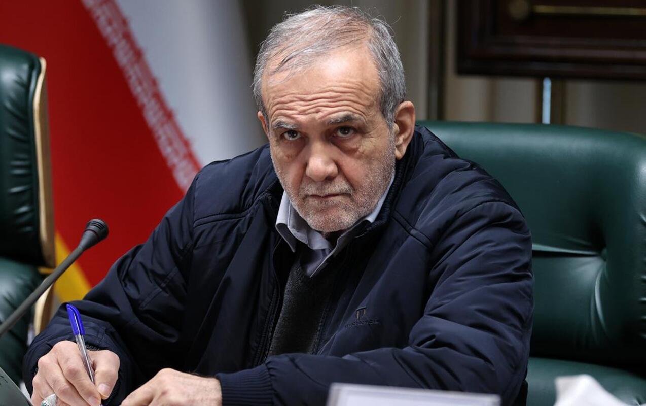 Pezeşkian: "İran televiziyasına baxmıram, görəndə əsəbiləşirəm"