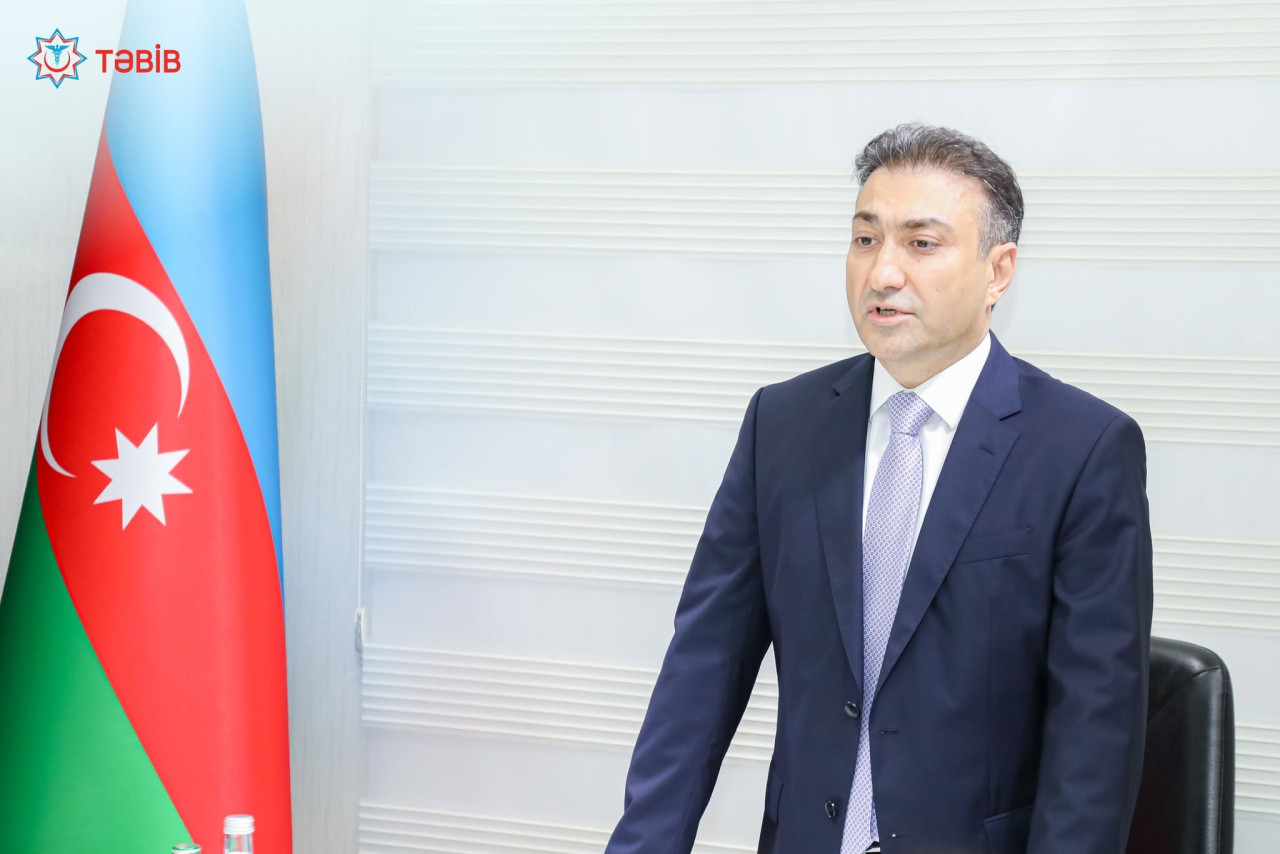 Anar Bayramov: Daha çox nəticə göstərən həkimlərimiz artıq əməkhaqqı almalıdır