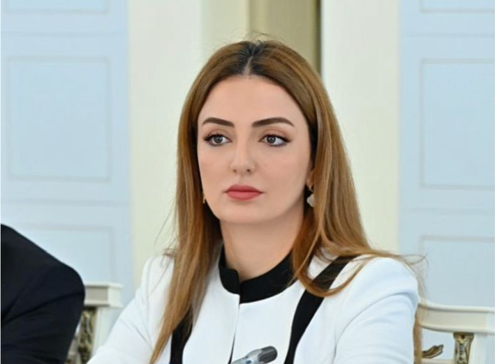 Deputatdan tibb işçilərinin maaş artımı ilə bağlı açıqlama: “Regionlara kadr axını güclənəcək”