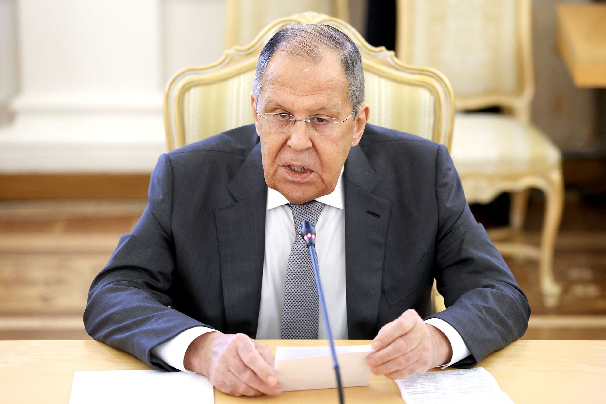 Lavrov: Ermənistanın Avropa İttifaqına daxil olmaq istəyi tezliklə yoxa çıxacaq