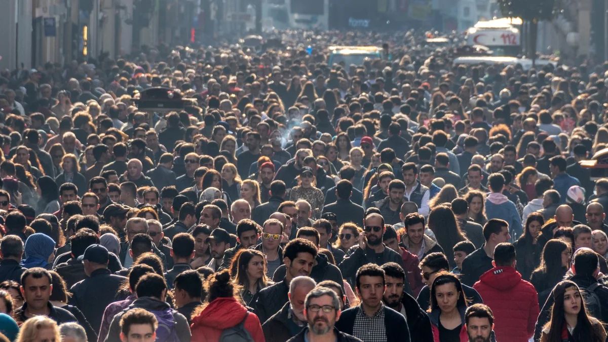 Tarixdə ilk: Dünyada yaşlı insanların sayı uşaqları geridə qoydu