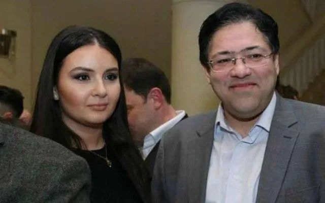 Aysel keçmiş həyat yoldaşına dəstək oldu - FOTO