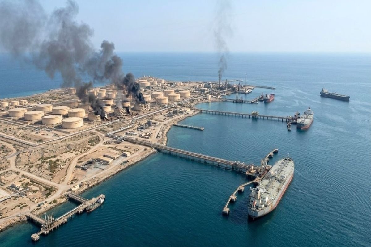 Xark adasında İrana məxsus tanker hədəfə alınıb