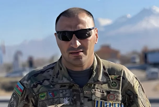 Şuşa uğrunda döyüşən XTQ mənsubu: "Belə bir yeri daşa-qayaya yazı yazmaqla dəyərdən salmaq olmaz" - VİDEO - FOTO 